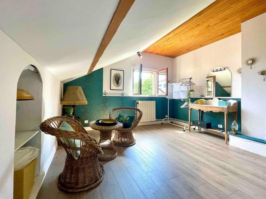 La Casa Del Papa - Maison Spacieuse Avec Jardin Dole Extérieur photo