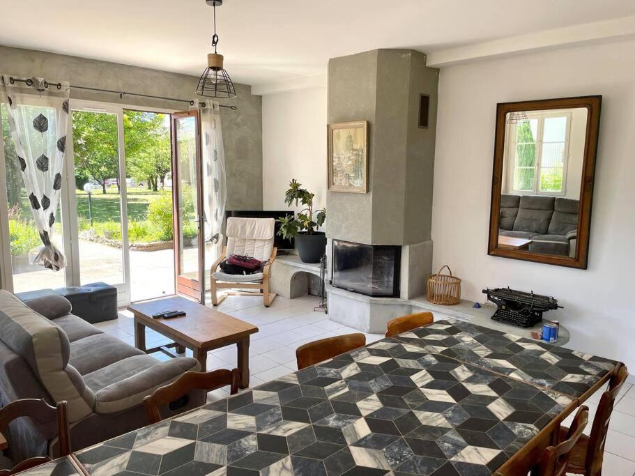 La Casa Del Papa - Maison Spacieuse Avec Jardin Dole Extérieur photo