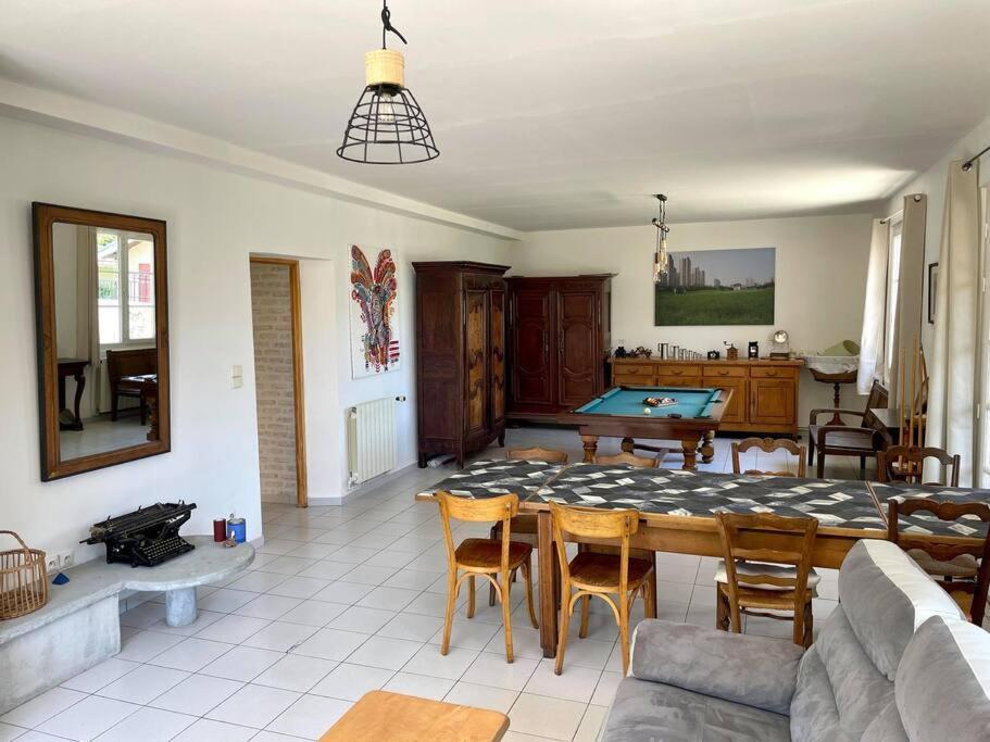 La Casa Del Papa - Maison Spacieuse Avec Jardin Dole Extérieur photo